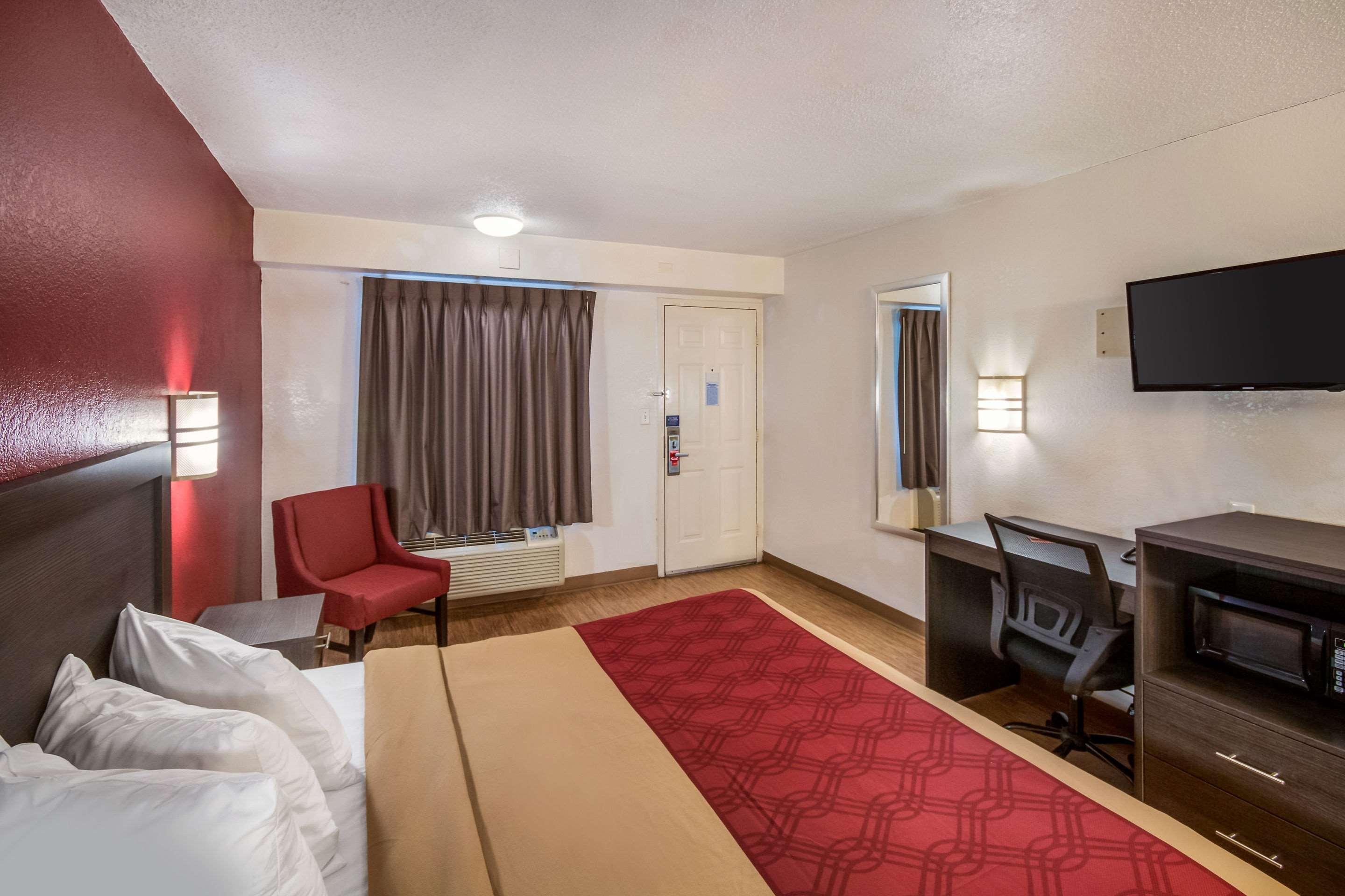 Days Inn By Wyndham Charleston Wv ภายนอก รูปภาพ